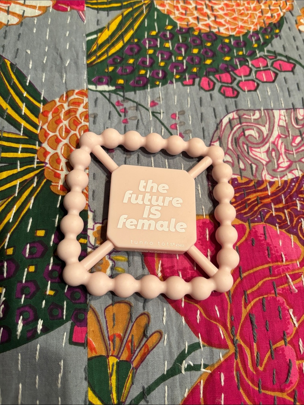 Tunno Tots “The future is female”